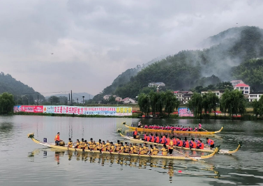 “文正学校杯”梓门桥镇第二届龙舟邀请赛圆满落幕