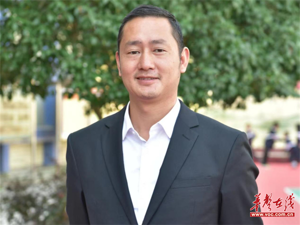 为百名学子的大学梦插上翅膀 | 记文正学校优秀体育教师李达